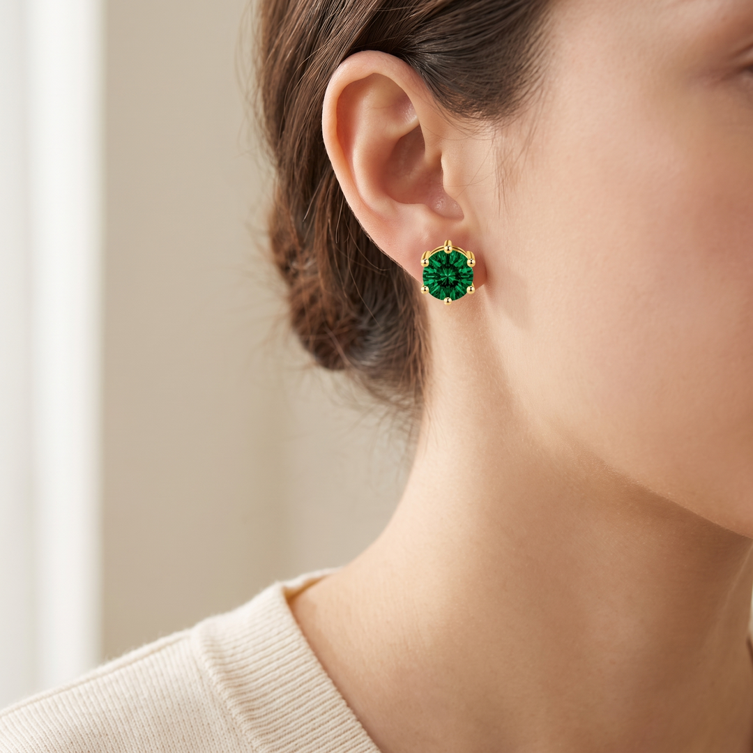 Miami Emerald Bracelet & Studs Set in Gold — studs worn