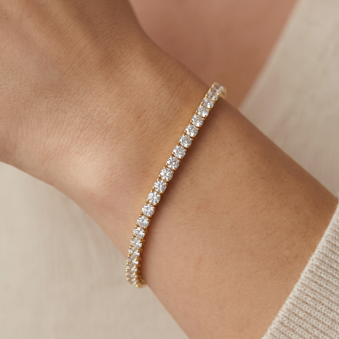 Miami Bridesmaid Set of 6 in Gold — bracelet worn